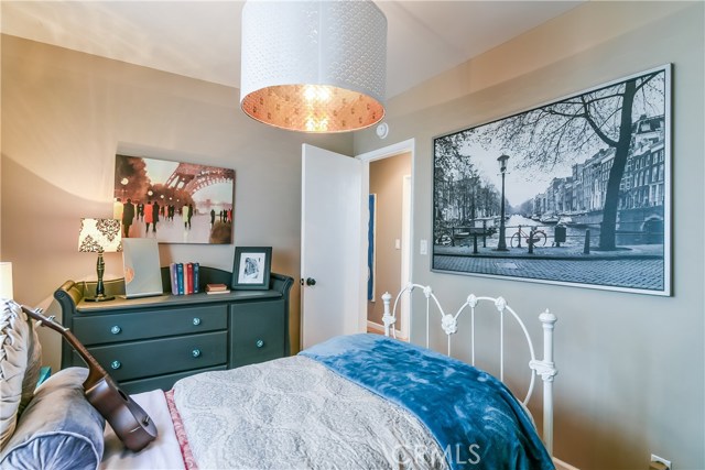 1619 Lomax Lane, Redondo Beach, California 90278, 3 Bedrooms Bedrooms, ,1 BathroomBathrooms,Residential,Sold,Lomax,PV19059758