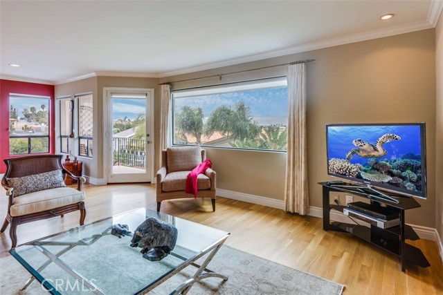 831 Maria Avenue, Redondo Beach, California 90277, 3 Bedrooms Bedrooms, ,3 BathroomsBathrooms,Residential,Sold,Maria,SB17115369