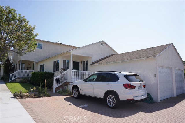 1356 Manhattan Beach Boulevard, Manhattan Beach, California 90266, 6 Bedrooms Bedrooms, ,4 BathroomsBathrooms,Residential,Sold,Manhattan Beach,SB18200157