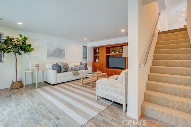 2400 Palm Avenue, Manhattan Beach, California 90266, 4 Bedrooms Bedrooms, ,4 BathroomsBathrooms,Residential,Sold,Palm,SB20055026