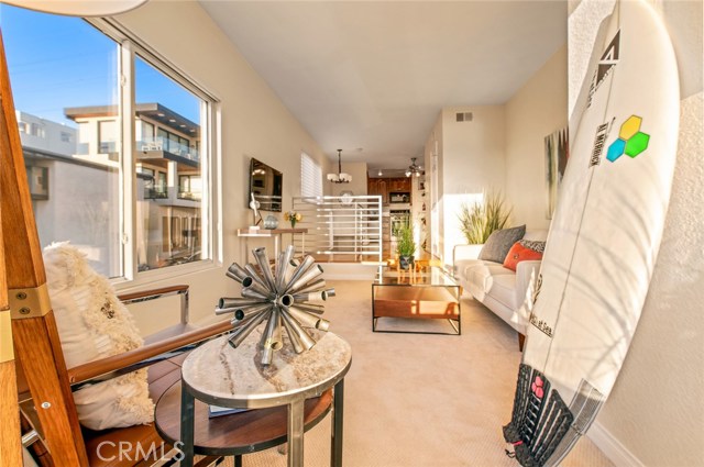 330 41st Street, Manhattan Beach, California 90266, 1 Bedroom Bedrooms, ,1 BathroomBathrooms,Residential,Sold,41st,SB19051583