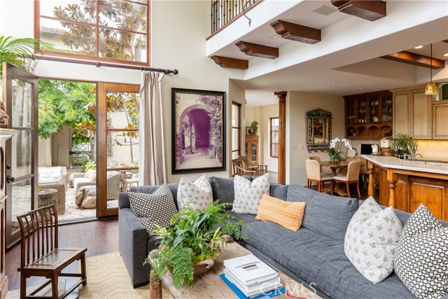720 33rd Street, Manhattan Beach, California 90266, 5 Bedrooms Bedrooms, ,3 BathroomsBathrooms,Residential,Sold,33rd,SB19184166