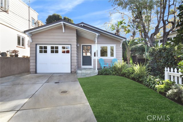 Photo of 567 Bluebird Canyon Drive, Laguna Beach, CA 92651