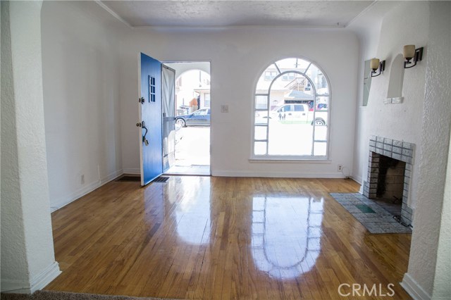 915 Manhattan Avenue, Hermosa Beach, California 90254, ,Residential Income,Sold,Manhattan,SB18030699