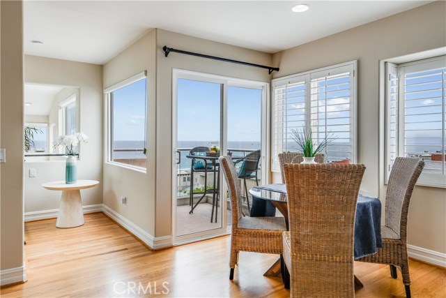 3020 Highland Avenue, Manhattan Beach, California 90266, 3 Bedrooms Bedrooms, ,4 BathroomsBathrooms,Residential,Sold,Highland,PV20123774