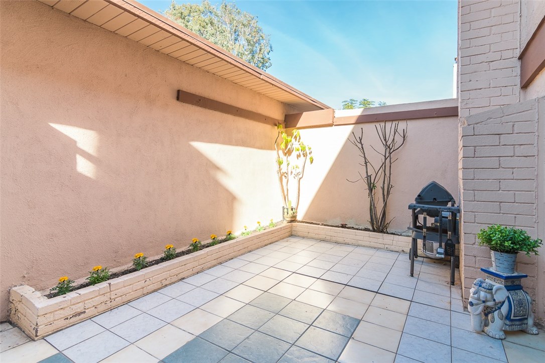 5953 Armaga Spring Road, Rancho Palos Verdes, California 90275, 3 Bedrooms Bedrooms, ,1 BathroomBathrooms,Residential,Sold,Armaga Spring,PV18061087