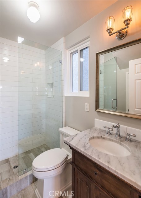 1747 Dixon Street, Redondo Beach, California 90278, 4 Bedrooms Bedrooms, ,1 BathroomBathrooms,Residential,Sold,Dixon,SB20019843