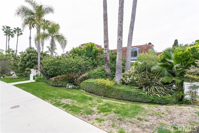 2337 Palos Verdes Drive, Palos Verdes Estates, California 90274, 2 Bedrooms Bedrooms, ,2 BathroomsBathrooms,Residential,Sold,Palos Verdes,SB17058095