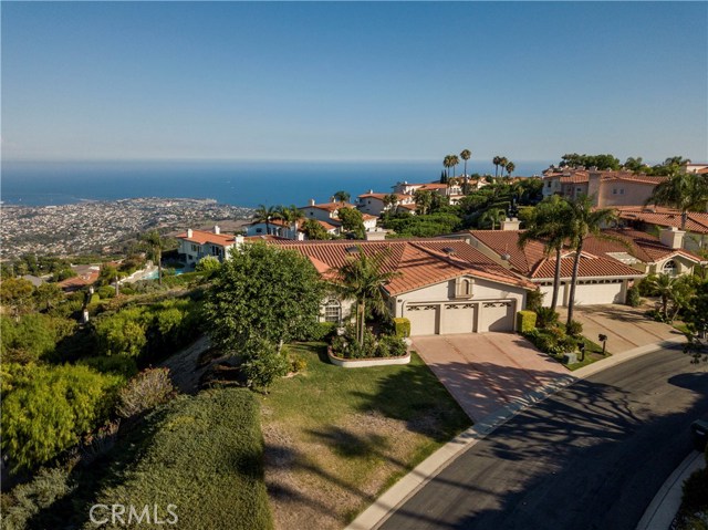 20 Paseo De Castana, Rancho Palos Verdes, California 90275, 4 Bedrooms Bedrooms, ,5 BathroomsBathrooms,Residential,Sold,Paseo De Castana,SB18206835