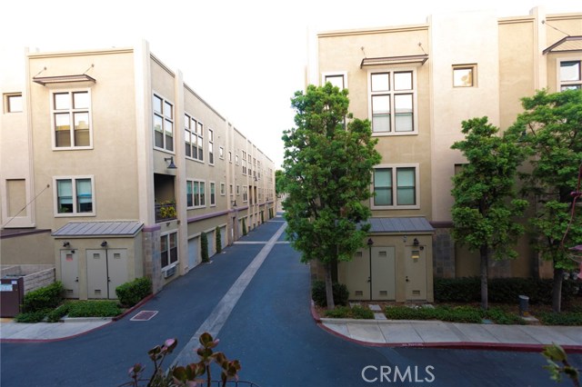 Main, 92701, ,For Sale,Main,PW20195641