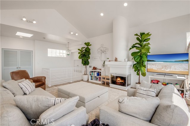 4216 Highland Avenue, Manhattan Beach, California 90266, 2 Bedrooms Bedrooms, ,2 BathroomsBathrooms,Residential,Sold,Highland,SB20133464