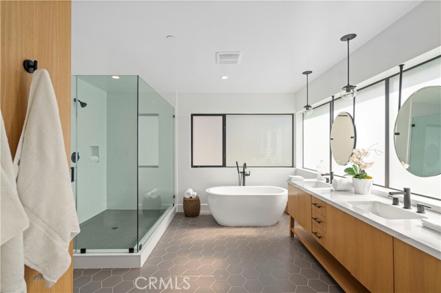 945 15th St, Hermosa Beach, California 90254, 4 Bedrooms Bedrooms, ,5 BathroomsBathrooms,Residential,Sold,15th St,SB20148499