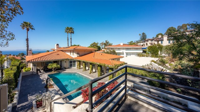 1420 Via Fernandez, Palos Verdes Estates, California 90274, 6 Bedrooms Bedrooms, ,5 BathroomsBathrooms,Residential,Sold,Via Fernandez,PV21044064