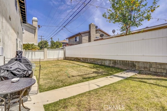 2204 Voorhees Avenue, Redondo Beach, California 90278, ,Residential Income,Sold,Voorhees,SB21134968