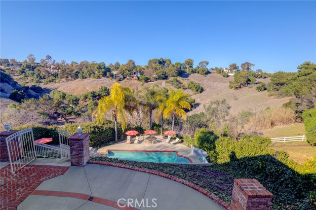 58 Hidden Valley Road, Rolling Hills Estates, California 90274, 6 Bedrooms Bedrooms, ,5 BathroomsBathrooms,Residential,Sold,Hidden Valley,SB21026059