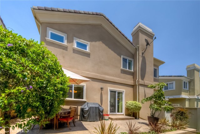 1914 Ruhland Avenue, Redondo Beach, California 90278, 4 Bedrooms Bedrooms, ,2 BathroomsBathrooms,Residential,Sold,Ruhland,SB17151670