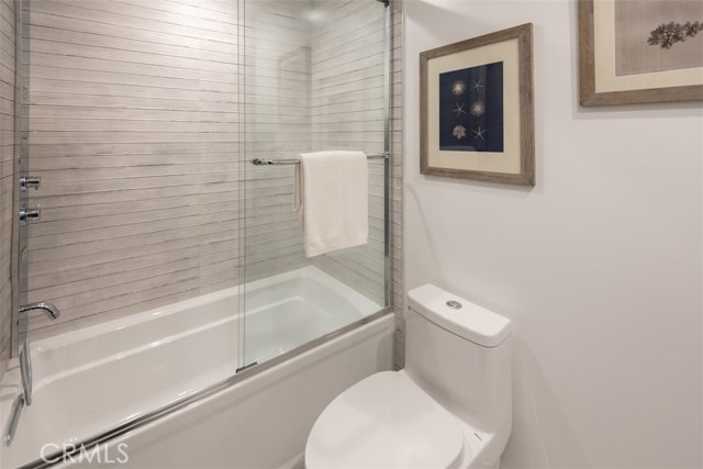 2415 Rockefeller Lane, Redondo Beach, California 90278, 4 Bedrooms Bedrooms, ,4 BathroomsBathrooms,Residential,Sold,Rockefeller,PV18200406