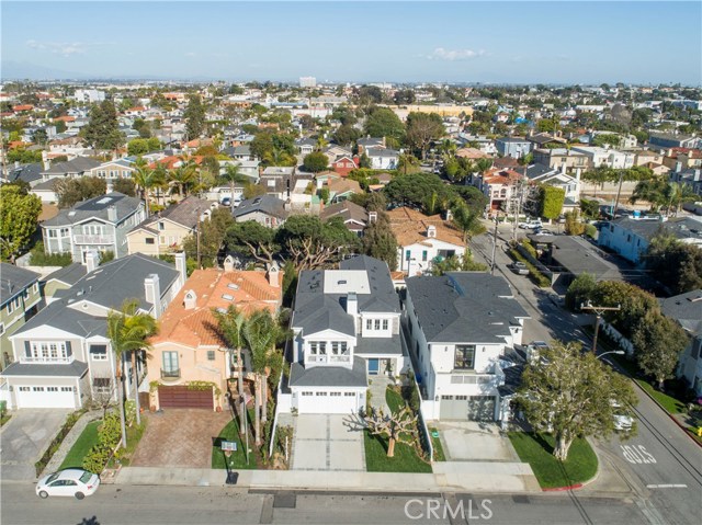 1904 Palm Avenue, Manhattan Beach, California 90266, 5 Bedrooms Bedrooms, ,4 BathroomsBathrooms,Residential,Sold,Palm,SB18071384