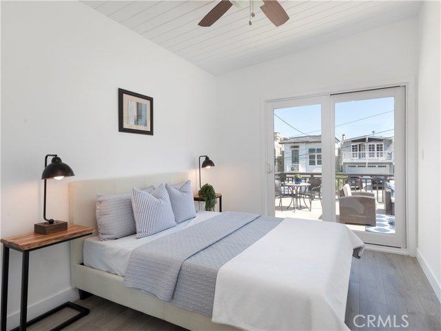 1723 Steinhart Avenue, Redondo Beach, California 90278, 3 Bedrooms Bedrooms, ,2 BathroomsBathrooms,Residential,Sold,Steinhart,SB19226063