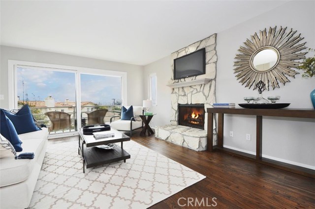 833 Maria Avenue, Redondo Beach, California 90277, 3 Bedrooms Bedrooms, ,2 BathroomsBathrooms,Residential,Sold,Maria,SB18031980