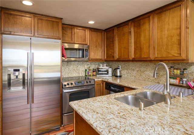 15 Oaktree Lane, Rolling Hills Estates, California 90274, 3 Bedrooms Bedrooms, ,1 BathroomBathrooms,Residential,Sold,Oaktree,PV19262443