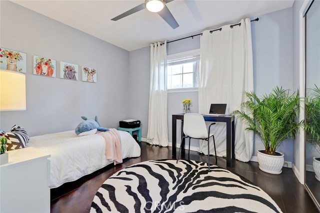 Guest bedroom also perfect for a home office.