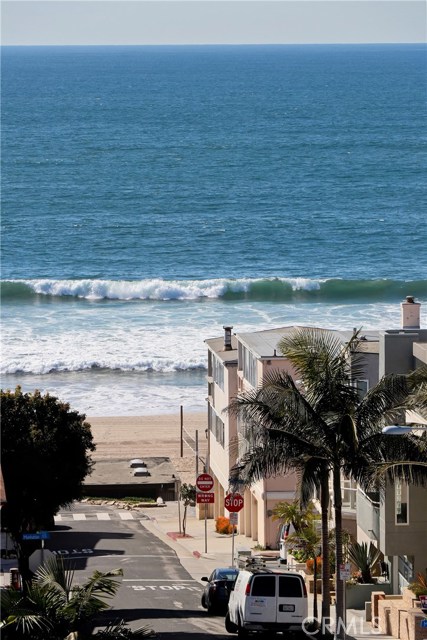 2221 Highland Avenue, Manhattan Beach, California 90266, 3 Bedrooms Bedrooms, ,2 BathroomsBathrooms,Residential,Sold,Highland,SB19034779