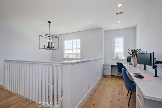1900 Lynngrove Drive, Manhattan Beach, California 90266, 5 Bedrooms Bedrooms, ,2 BathroomsBathrooms,Residential,Sold,Lynngrove,SB21039108