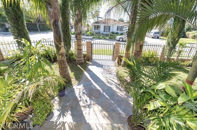 4 Bed Home for Sale in Compton, California