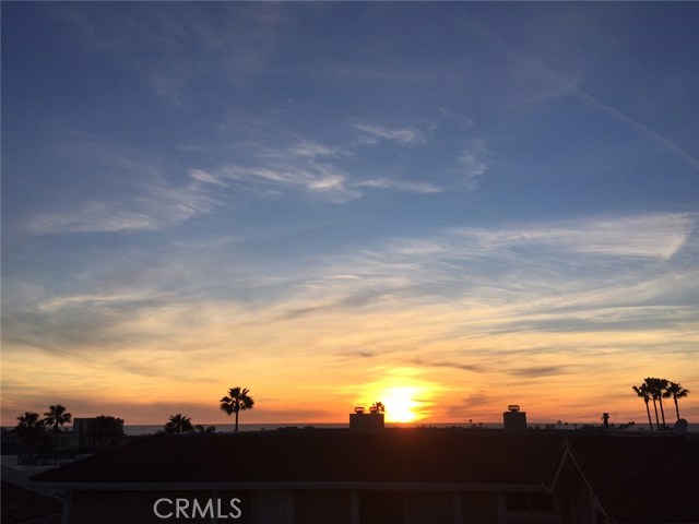 222 Guadalupe Avenue, Redondo Beach, California 90277, 3 Bedrooms Bedrooms, ,2 BathroomsBathrooms,Residential,Sold,Guadalupe,SB17060962