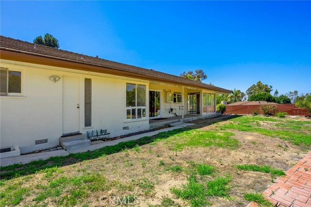 Additional yard from pool yard.