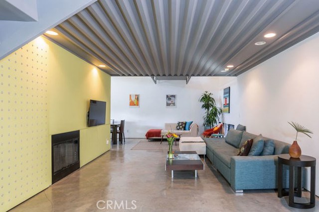 806 Juanita Avenue, Redondo Beach, California 90277, 3 Bedrooms Bedrooms, ,2 BathroomsBathrooms,Residential,Sold,Juanita,SB18289178