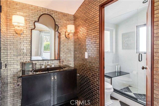 3305 Pine Avenue, Manhattan Beach, California 90266, 4 Bedrooms Bedrooms, ,1 BathroomBathrooms,Residential,Sold,Pine,SB20042109