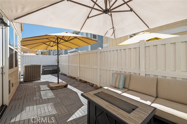 sunny filled outdoor yard space sunny filled outdoor yard space