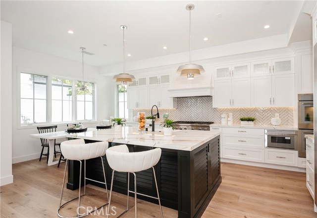 617 31st Street, Manhattan Beach, California 90266, 7 Bedrooms Bedrooms, ,2 BathroomsBathrooms,Residential,Sold,31st,SB20084953