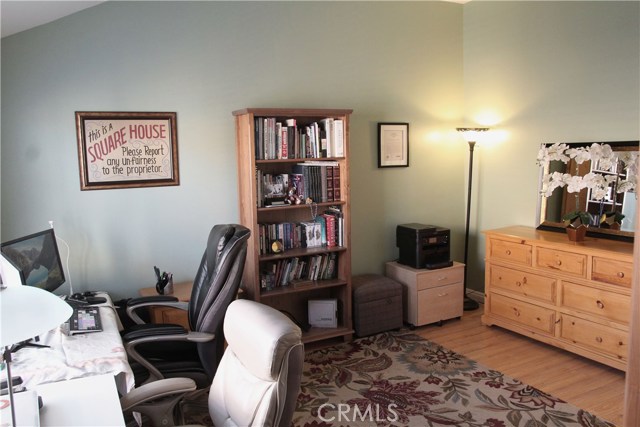 2 Bed Home for Sale in Van Nuys, California
