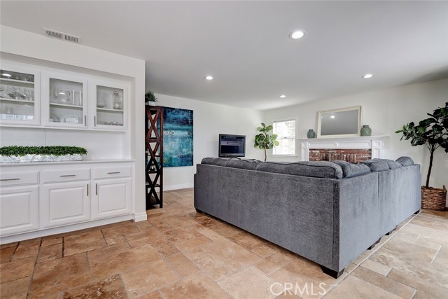 2231 Gates Avenue, Redondo Beach, California 90278, 4 Bedrooms Bedrooms, ,2 BathroomsBathrooms,Residential,Sold,Gates,SB20123083