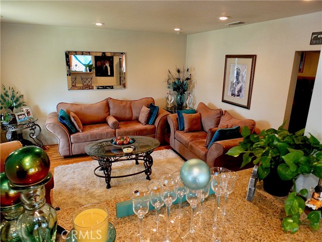 3 Bed Home for Sale in Compton, California