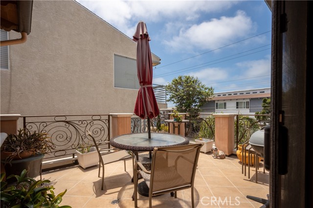 158 Monterey Boulevard, Hermosa Beach, California 90254, 3 Bedrooms Bedrooms, ,2 BathroomsBathrooms,Residential,Sold,Monterey,SB21137734