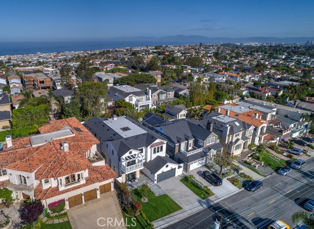 401 Dianthus Street, Manhattan Beach, California 90266, 6 Bedrooms Bedrooms, ,5 BathroomsBathrooms,Residential,Sold,Dianthus,SB19107440