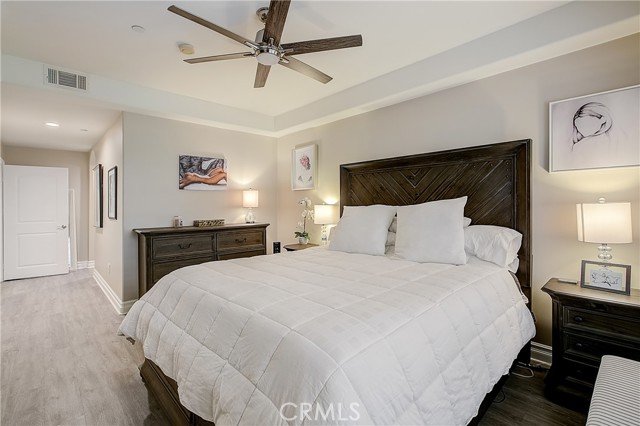 2 Bed Home for Sale in Sherman Oaks, California