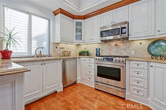1547 Steinhart Avenue, Redondo Beach, California 90278, 3 Bedrooms Bedrooms, ,2 BathroomsBathrooms,Residential,Sold,Steinhart,SB17266436