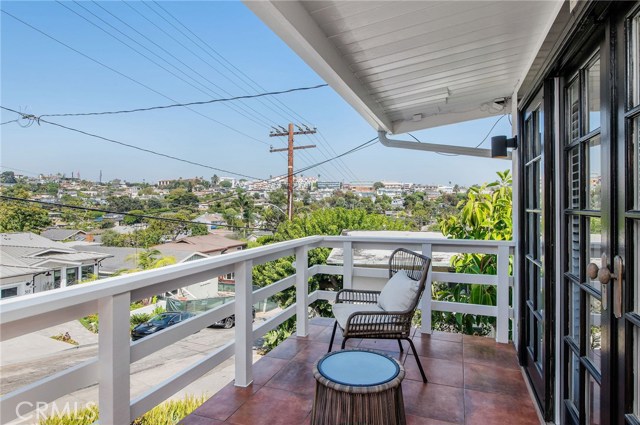 516 24th Street, Hermosa Beach, California 90254, 2 Bedrooms Bedrooms, ,1 BathroomBathrooms,Residential,Sold,24th,SB20201077