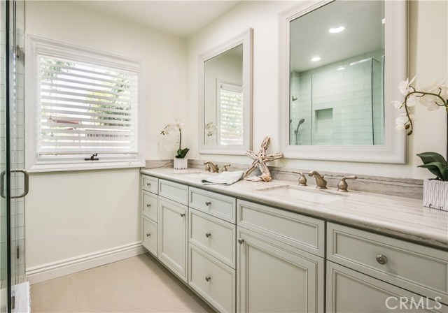 701 Cloyden Road, Palos Verdes Estates, California 90274, 4 Bedrooms Bedrooms, ,2 BathroomsBathrooms,Residential,Sold,Cloyden,PV17083920