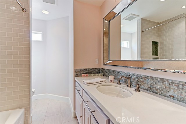 1345 23rd Street, Manhattan Beach, California 90266, 5 Bedrooms Bedrooms, ,3 BathroomsBathrooms,Residential,Sold,23rd,SB17091895