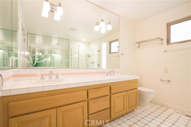 4010 Ocean Drive, Manhattan Beach, California 90266-4309, 2 Bedrooms Bedrooms, ,1 BathroomBathrooms,Residential,Sold,Ocean,SB20109555