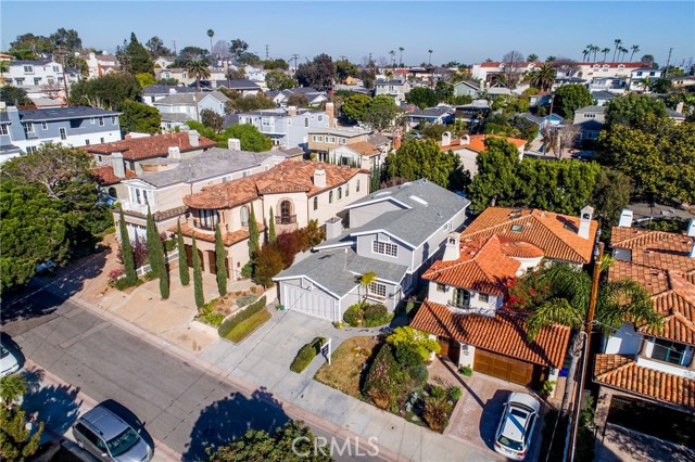 2512 Pine Avenue, Manhattan Beach, California 90266, 4 Bedrooms Bedrooms, ,3 BathroomsBathrooms,Residential,Sold,Pine,SB18031026