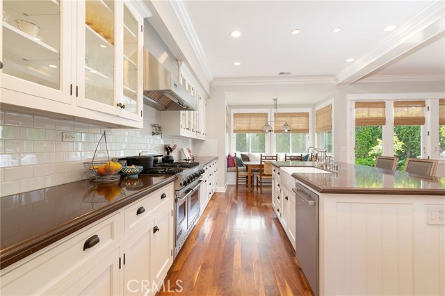 2614 Pacific Avenue, Manhattan Beach, California 90266, 4 Bedrooms Bedrooms, ,3 BathroomsBathrooms,Residential,Sold,Pacific,SB19106317