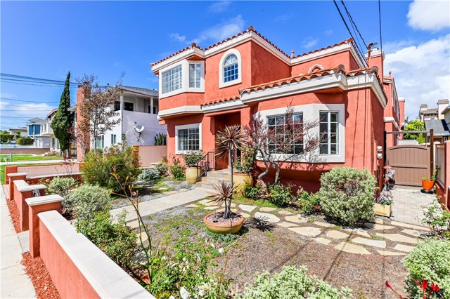 2017 Ruhland Avenue, Redondo Beach, California 90278, 4 Bedrooms Bedrooms, ,3 BathroomsBathrooms,Residential,Sold,Ruhland,SB20063257