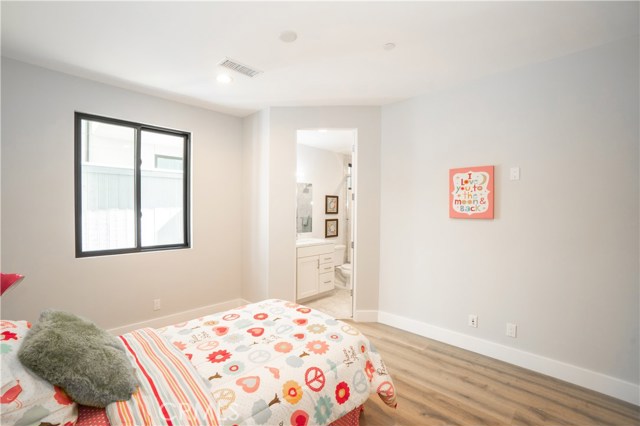 2202 Felton Lane, Redondo Beach, California 90278, 4 Bedrooms Bedrooms, ,3 BathroomsBathrooms,Residential,Sold,Felton,SB18220467